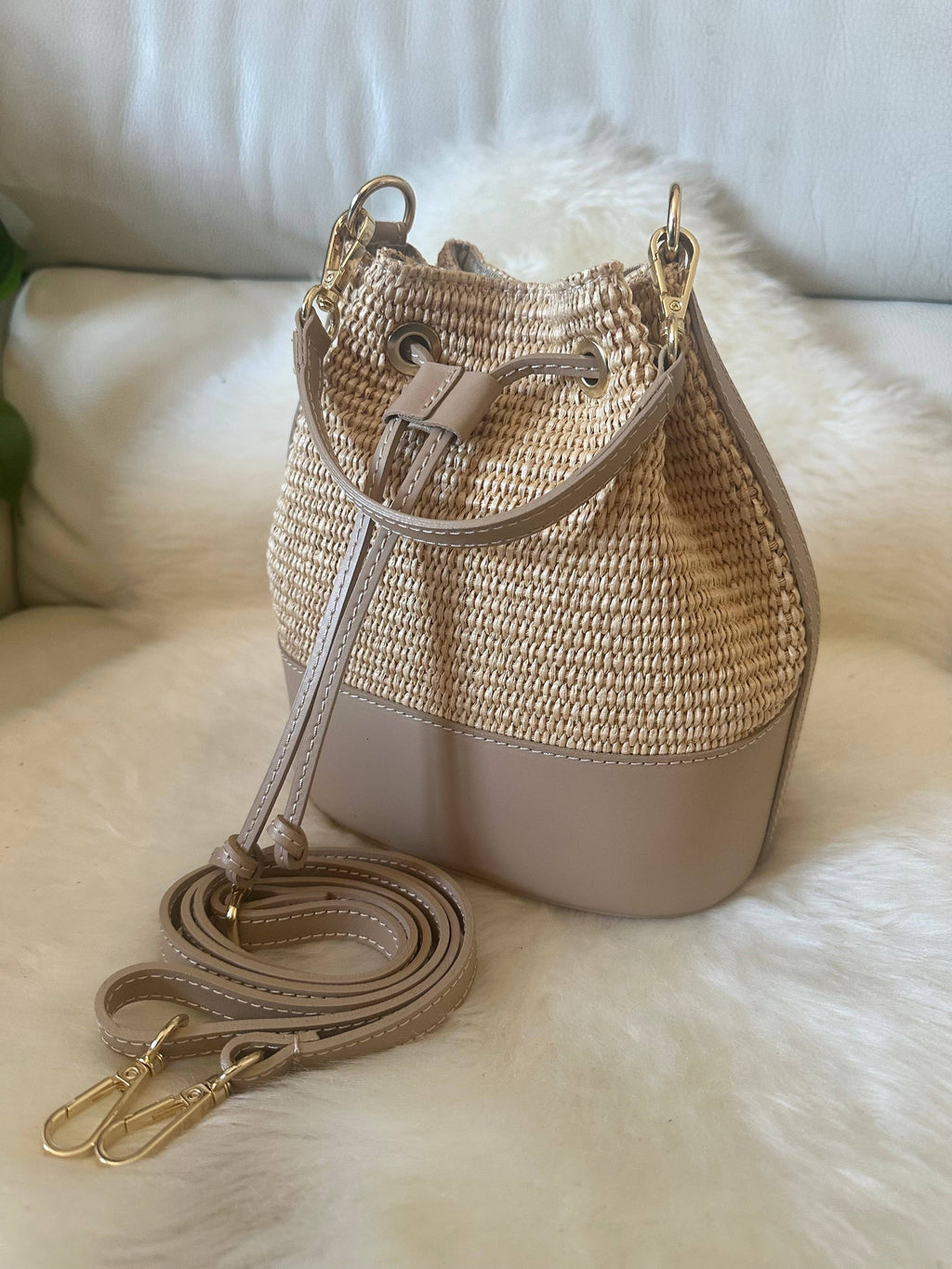 MISS Bucket Classic - Raffia-Tasche